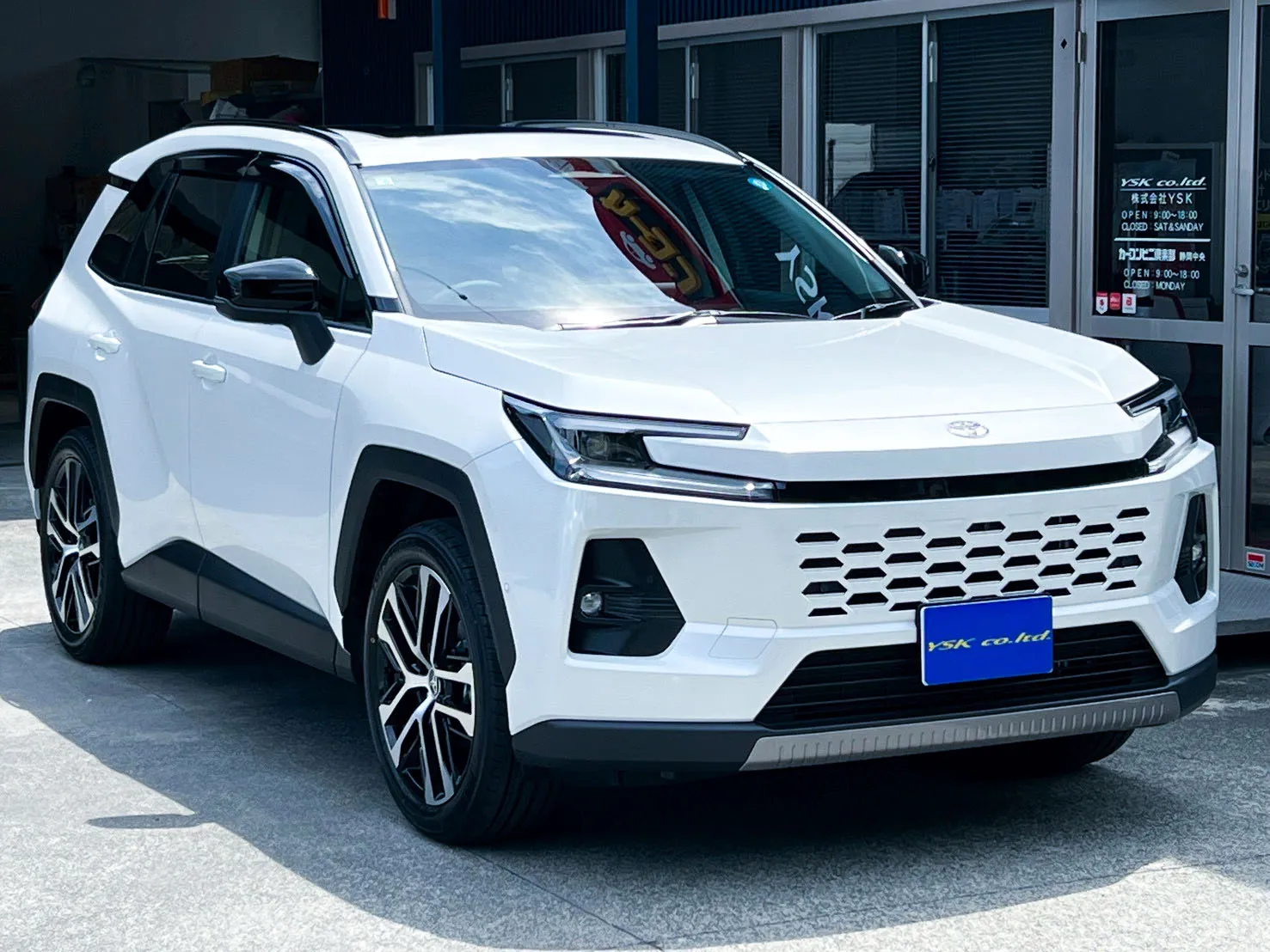入庫車情報】TOYOTA RAV4 ハイブリッド Z - 業務内容 | 株式会社YSK